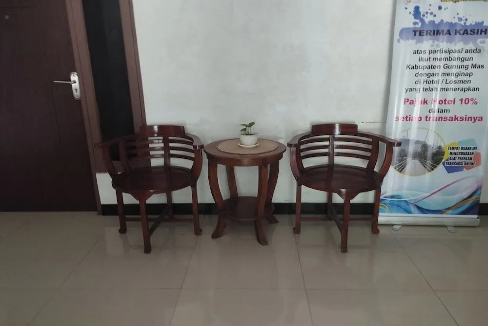 Hotel O Azwa Gh Katingan Near Lapangan Sepak Bola Pegatan Hilir
