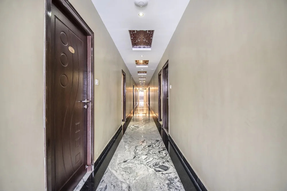 Fabhotel Nk Courtyard