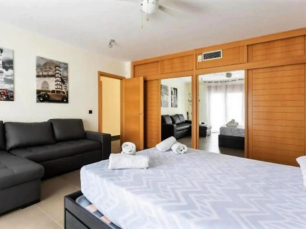 Premium villa in Adeje with private pool