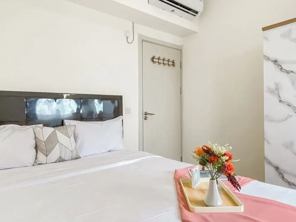 Good Place And Elegant 3Br Meikarta Apartment
