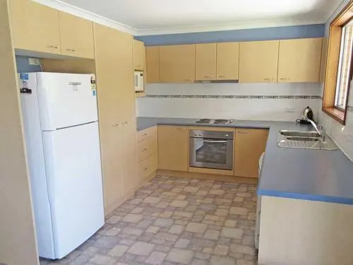 Catalina', 7 Catalina Close - Air Conditioned Large Home With Boat Parking