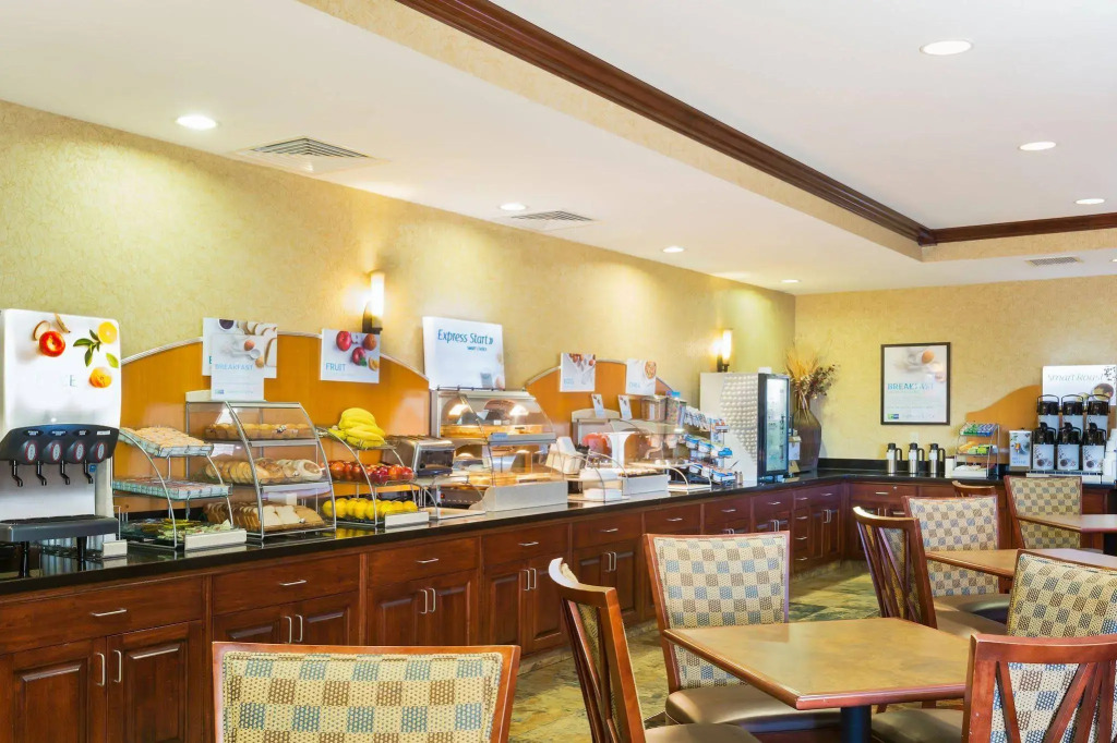 Holiday Inn Express and Suites Helena by IHG