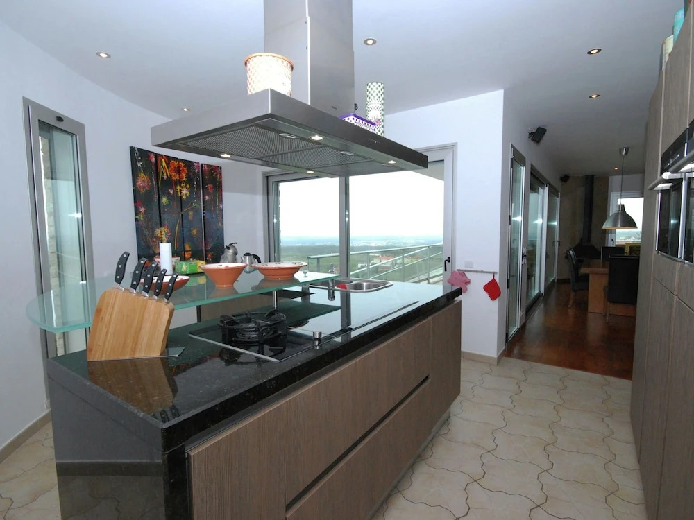 Modern Villa in Caldas da Rainha by the Sea