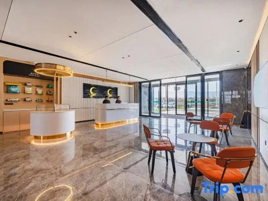 City Comfort Inn Hotel