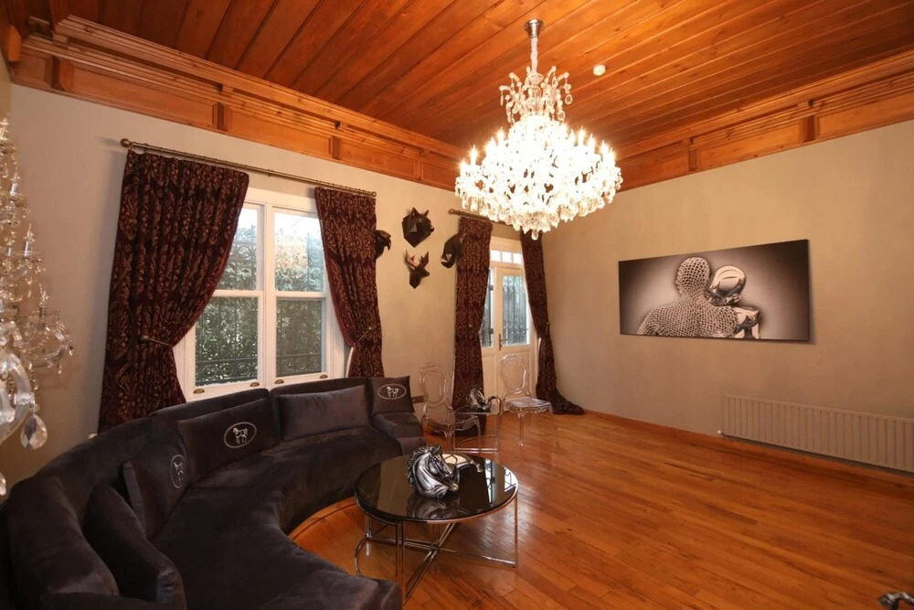 Luxury Pavilion with Bosphorus View in Beylerbeyi