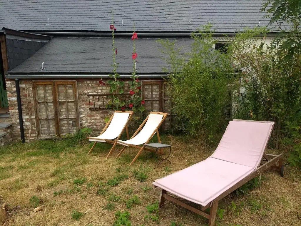 La Grange Aux Dimes