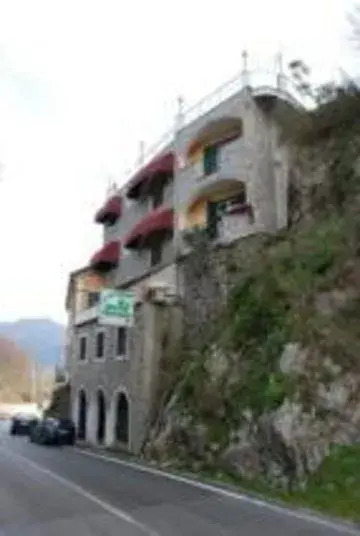 Ontani