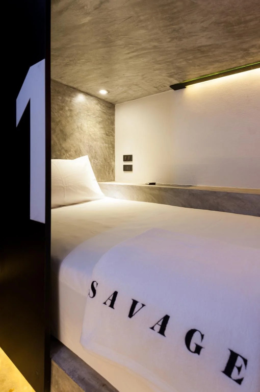 Savage Hostel Koh Tao