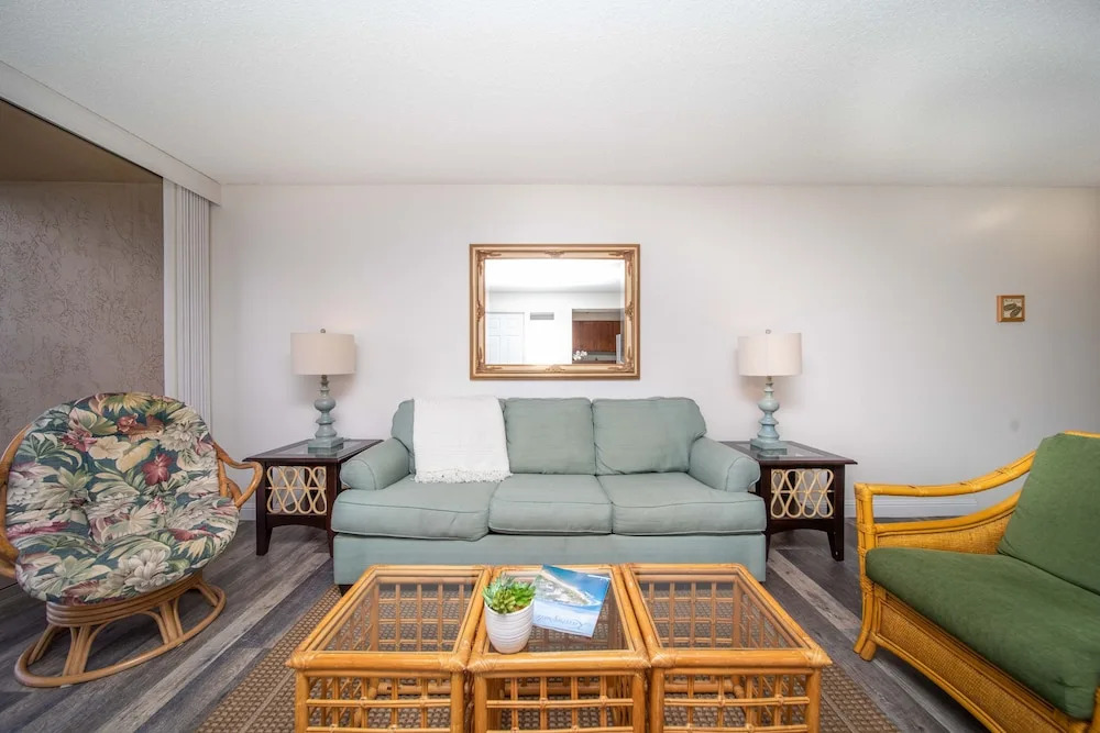 Royal Kahana 308 1 Bedroom Condo