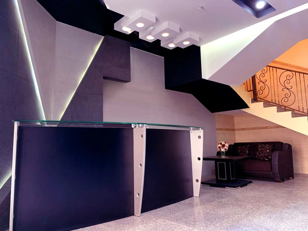 Emerald Suites