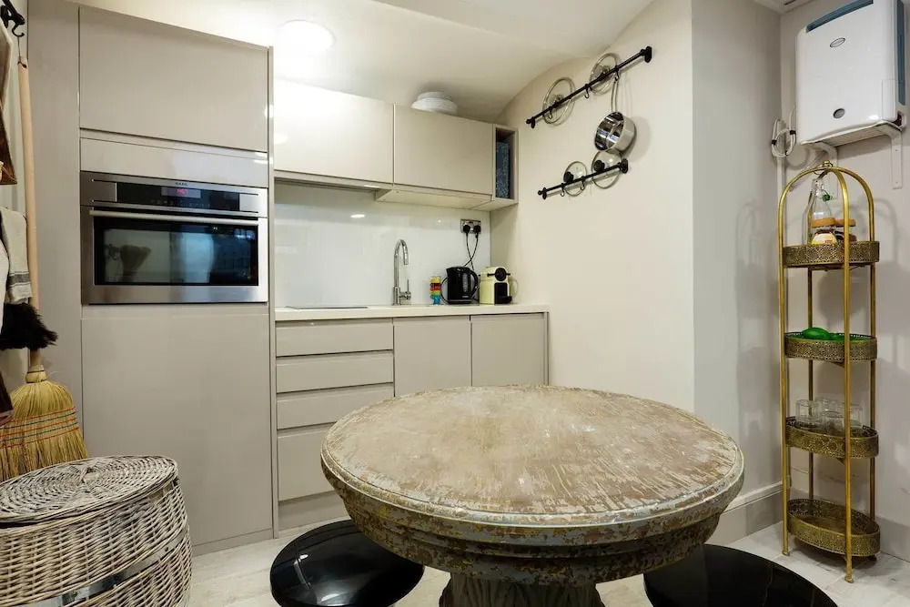 Sloane Gardens Studio