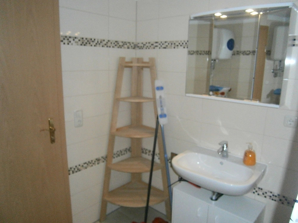 Charming Apartment in Wischuer with Private Terrace