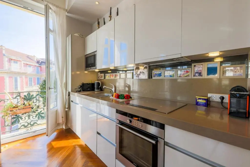 Victor Hugo Palais AP3061 by Riviera Holiday Homes
