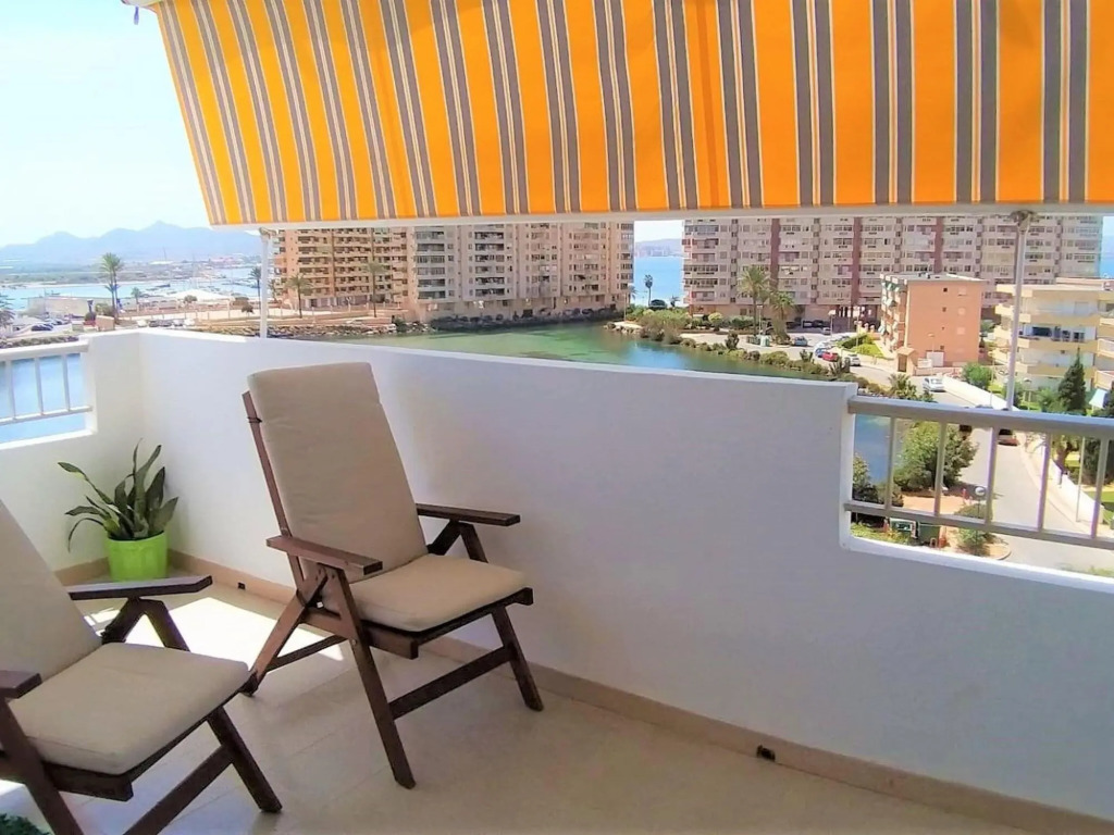 Sea-view Apartment in La Manga with Garden