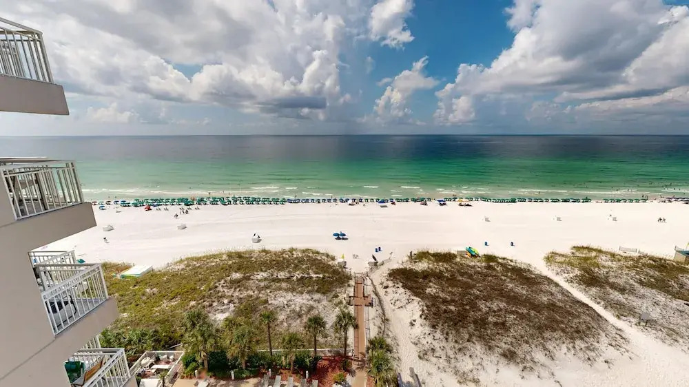 Destin Towers 113 2 Bedroom Condo