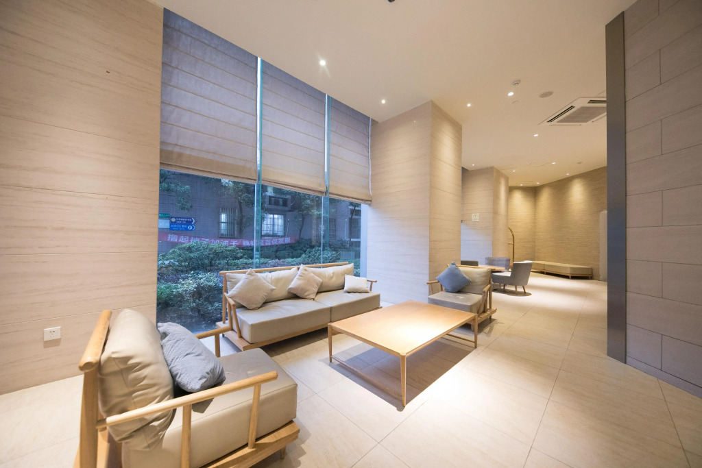 JI Hotel Shanghai Yan An Road Branch