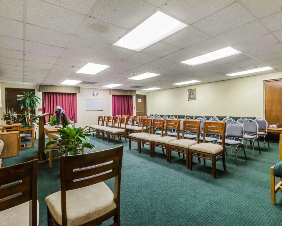 Quality Inn & Suites North Montgomery