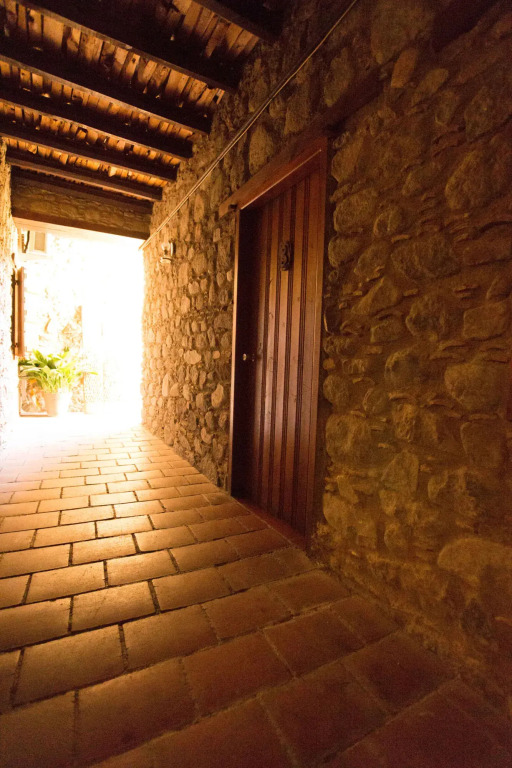 Linos Inn