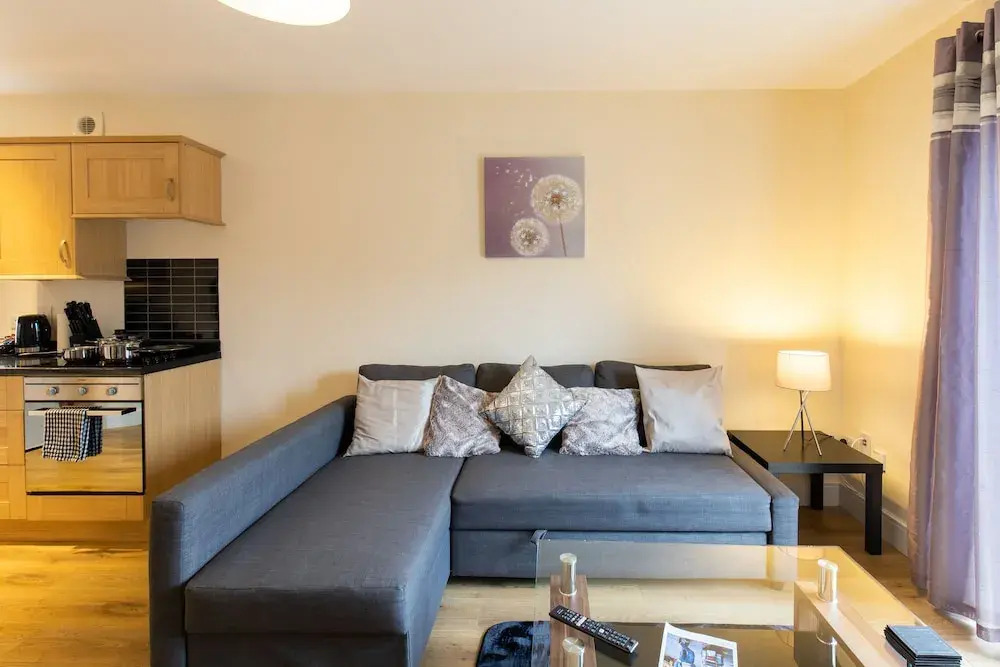 Velvet 2-bedroom Apartment Brewery Road