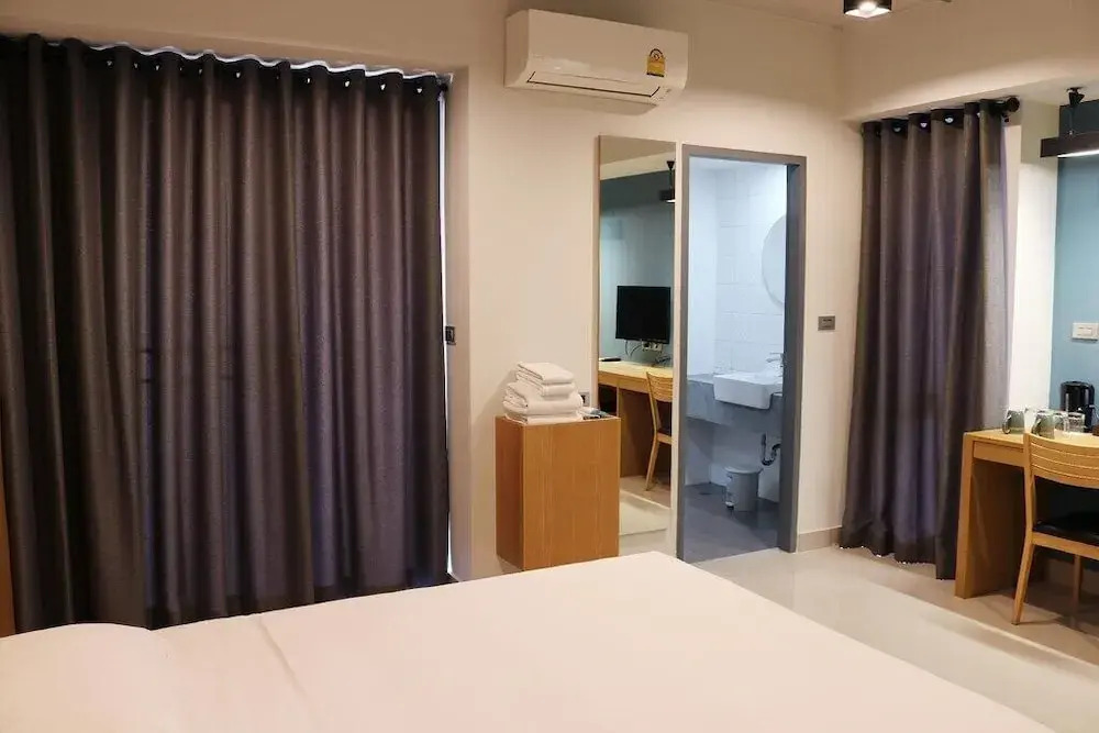 Raveevan Hotel At Umong
