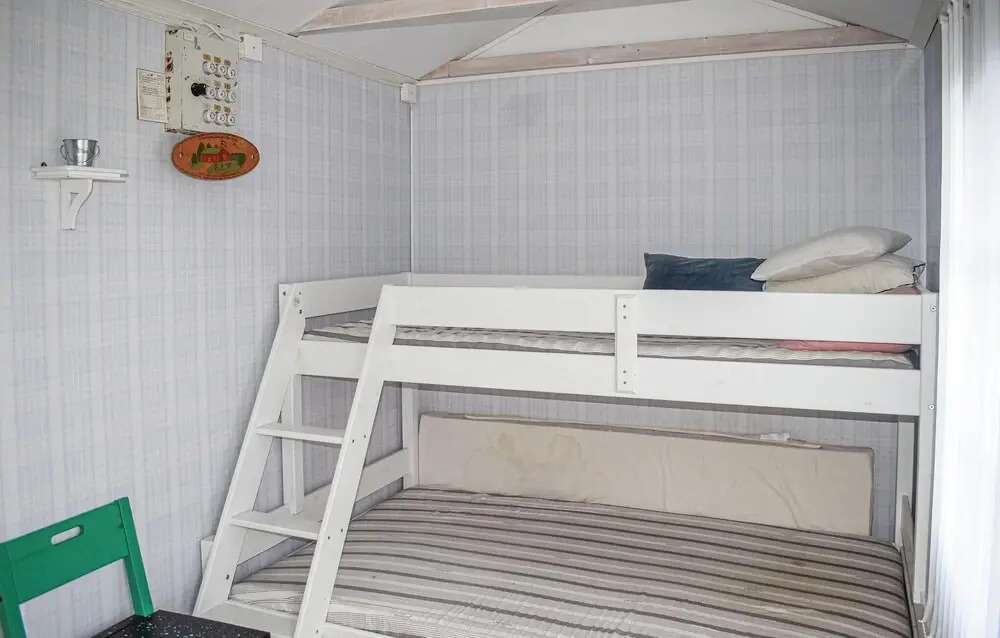 1 Bedroom Lovely Home In Huskvarna