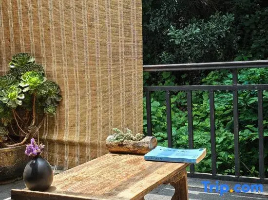 Lijiang Shuhe Old Town Yafei Snow Mountain Dream Homestay