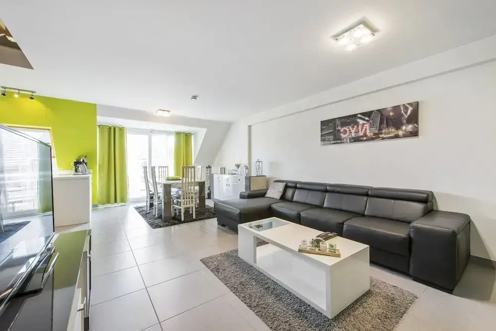 Nice Duplex Located in the Market Square