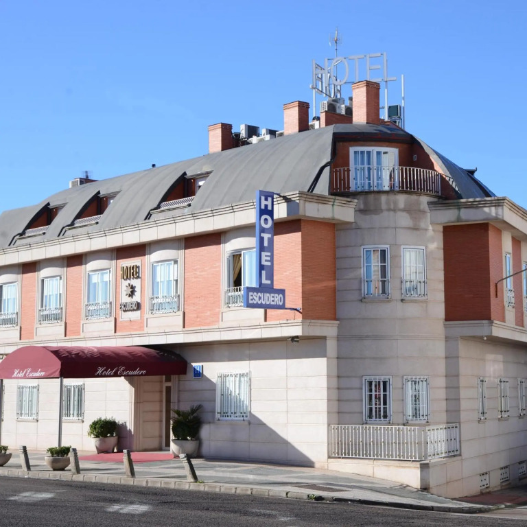 Hotel Escudero