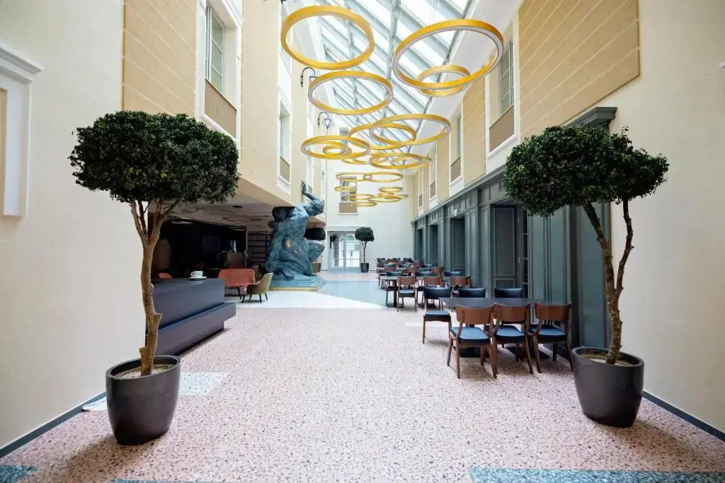 ATLAS Hotel