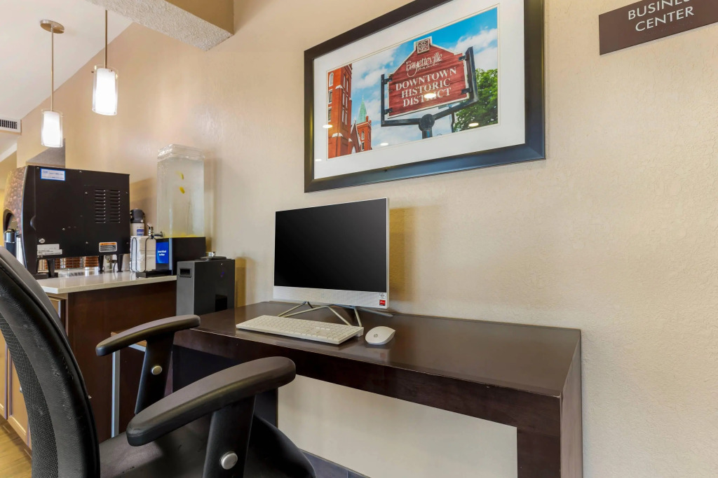 Quality Inn & Suites Spring Lake - Fayetteville near Fort Bragg