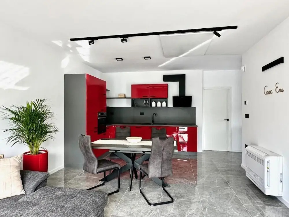 Apartments E&T