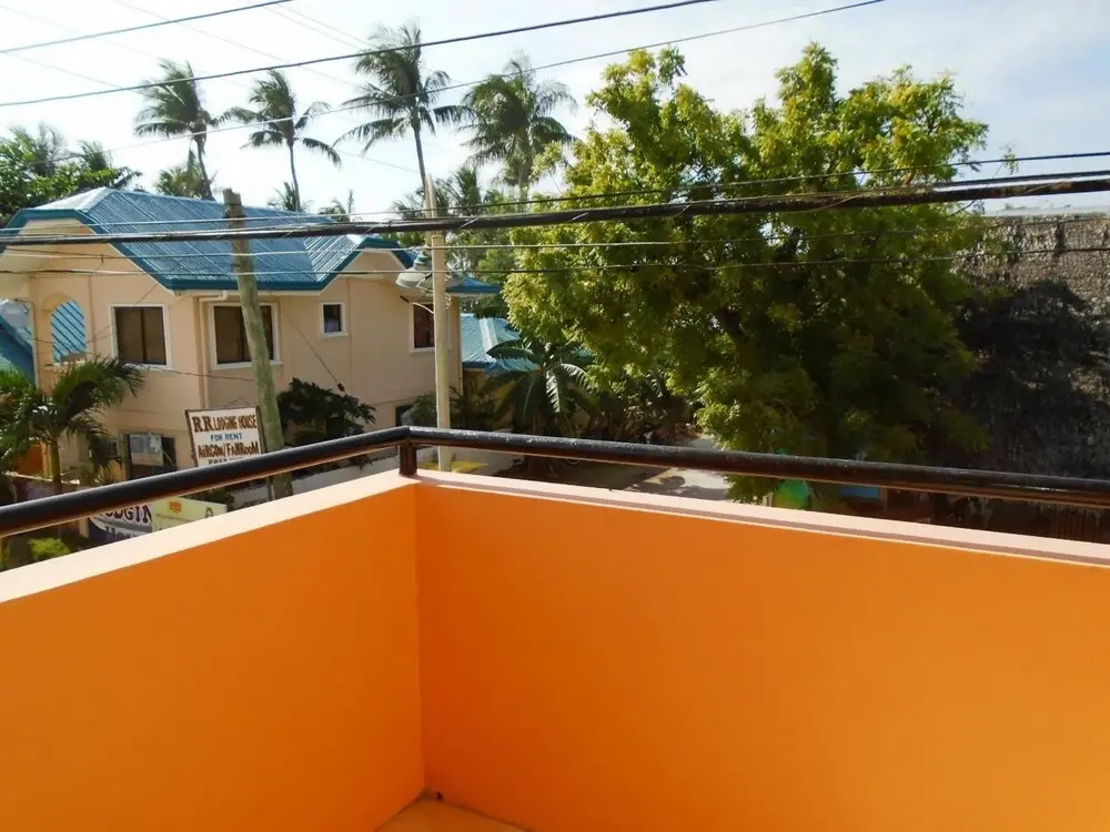 N & F Guest House