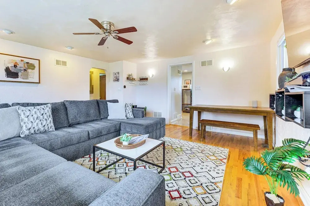 Walk to Old Town Lafayette! Cozy Couples Escape