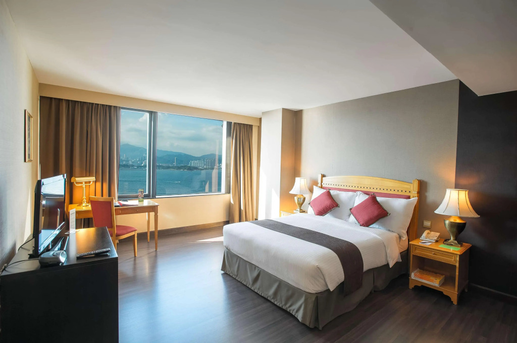 Отель Best Western Plus Hong Kong