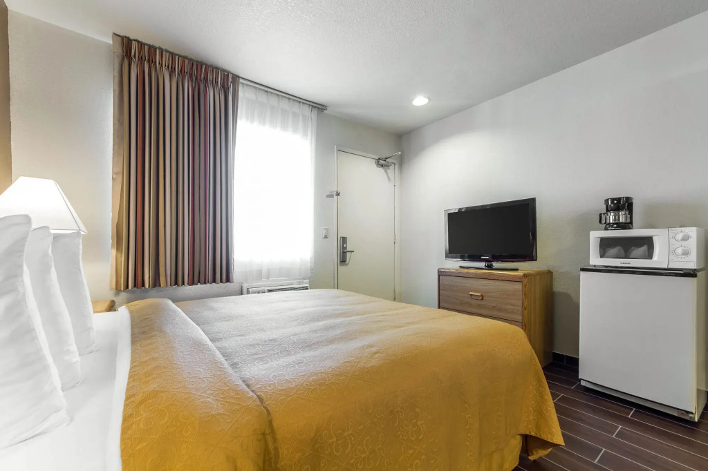 Quality Inn Oakland