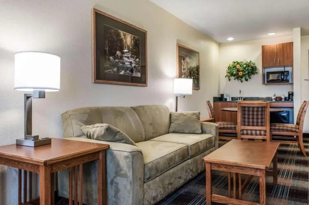 Wingate by Wyndham - Sheridan
