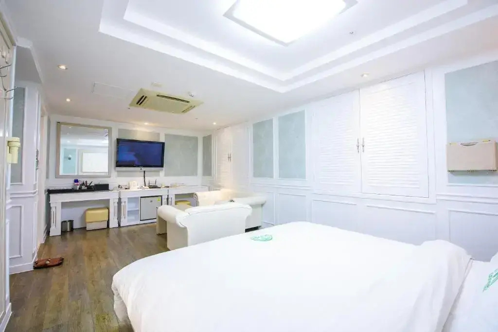 Gangneung Donga Hotel