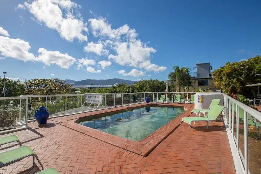301 Royal Harbour