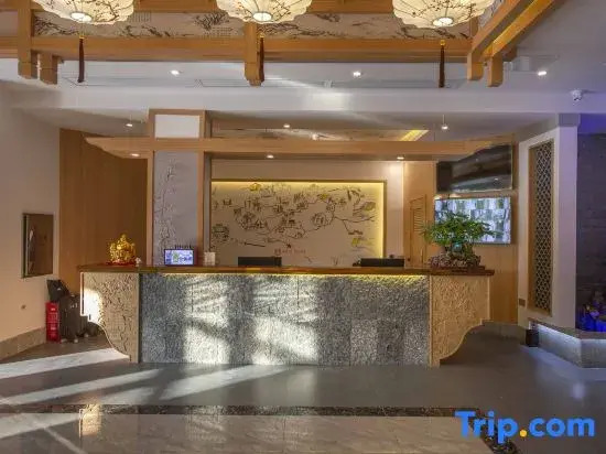 Mengtu Hotel, No.1 West Street, Zhangjiajie (Tianmenshan Cableway Branch)