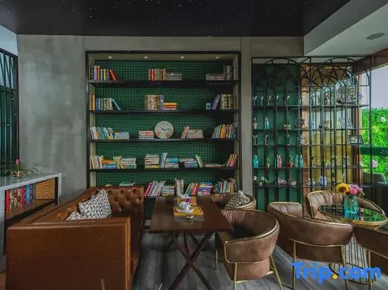 Taoyuan Manju Hotel (Ningbo Higher Education Park)