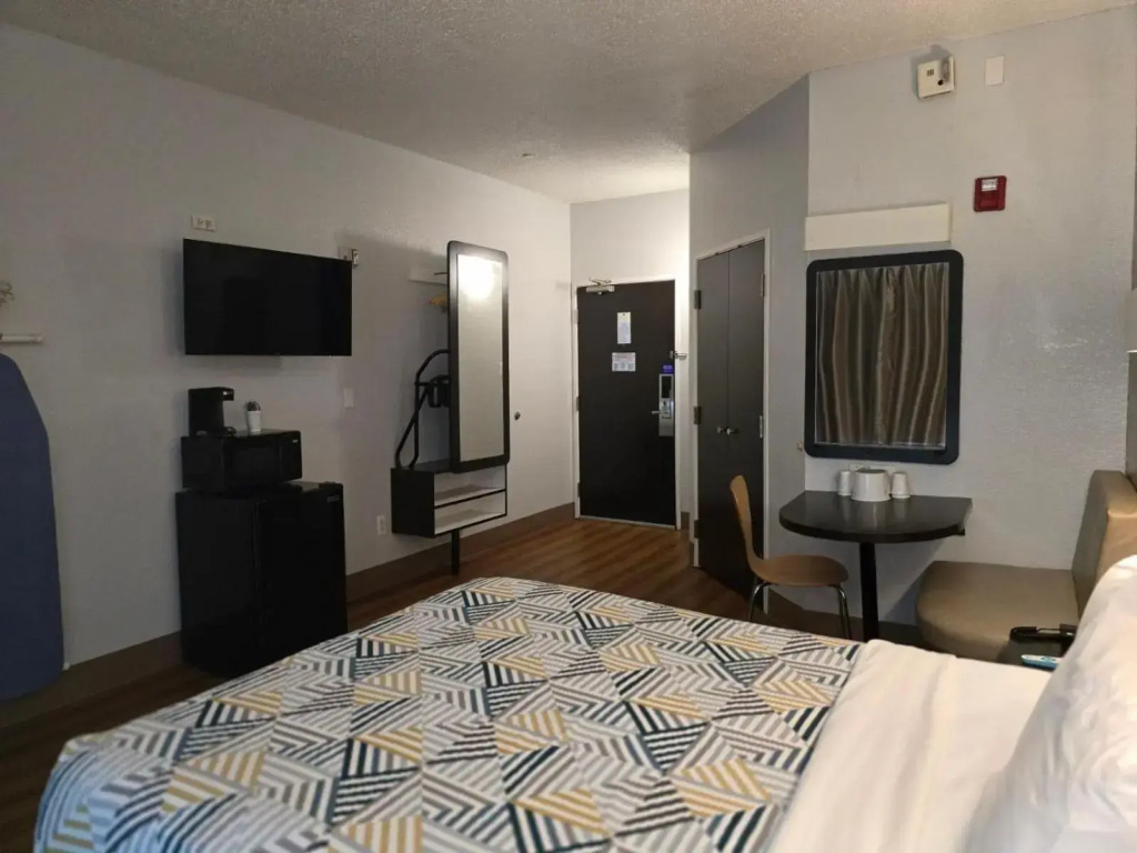 Motel 6-Biloxi, MS - Beach