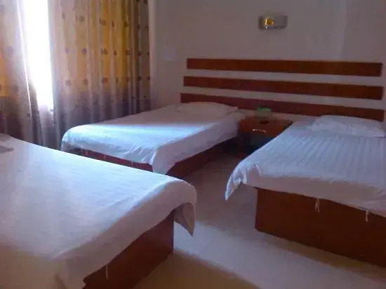 Longkou Junyue Hotel