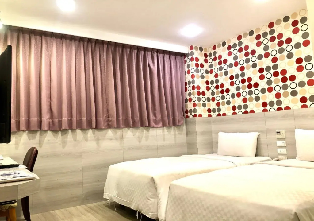 Kousin Hotel
