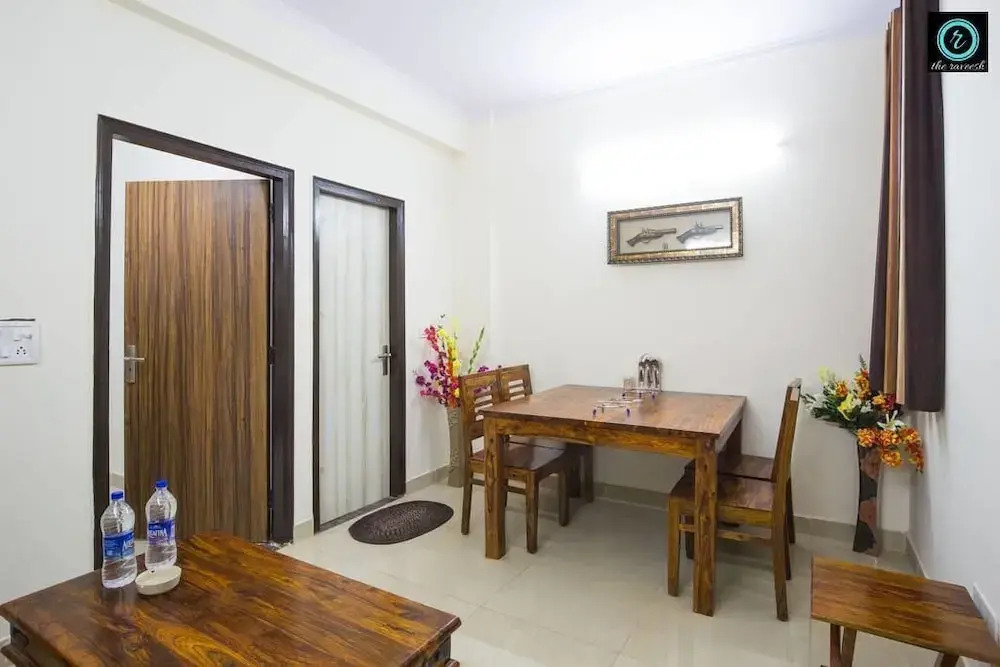 The Raveesh Rooms