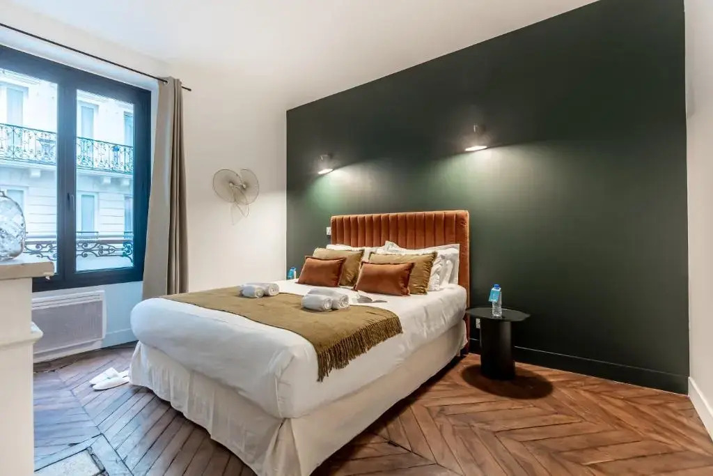 Sweet Inn - Champs Elysees - Troyon