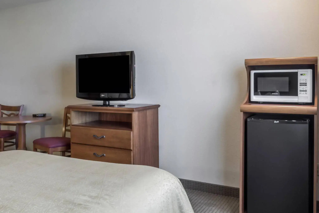 Quality Inn Huron