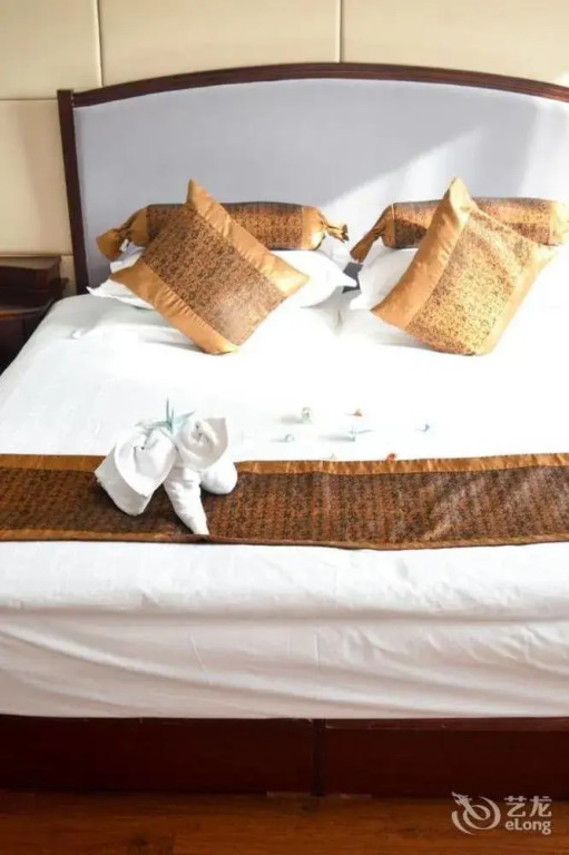 Qianyuan Jingyang (Eastern King) Hotel
