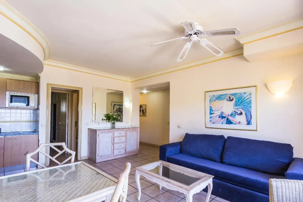 Апарт-отель BlueBay Beach Club