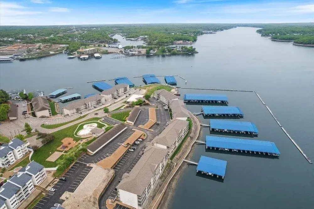 Lands End Condo With Amazing Main Channel Views, 2 Pools, Playground & Boat Slip