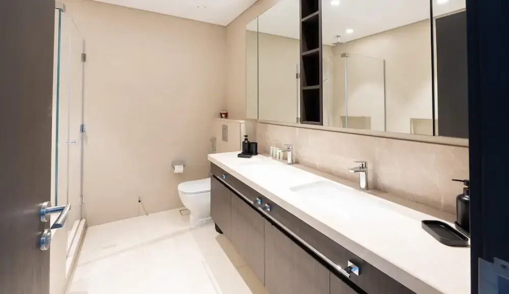 Premium 2BR Downtown Apt w Dubai Mall Access